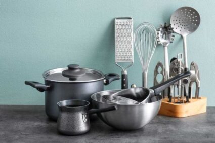 cach lam sach be mat inox
