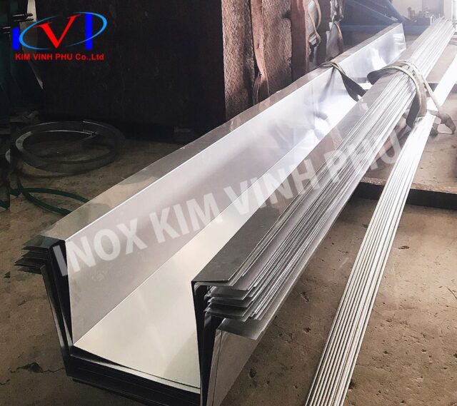 15+ Mẫu máng xối đẹp dùng cho hệ thống thoát nước mái nhà