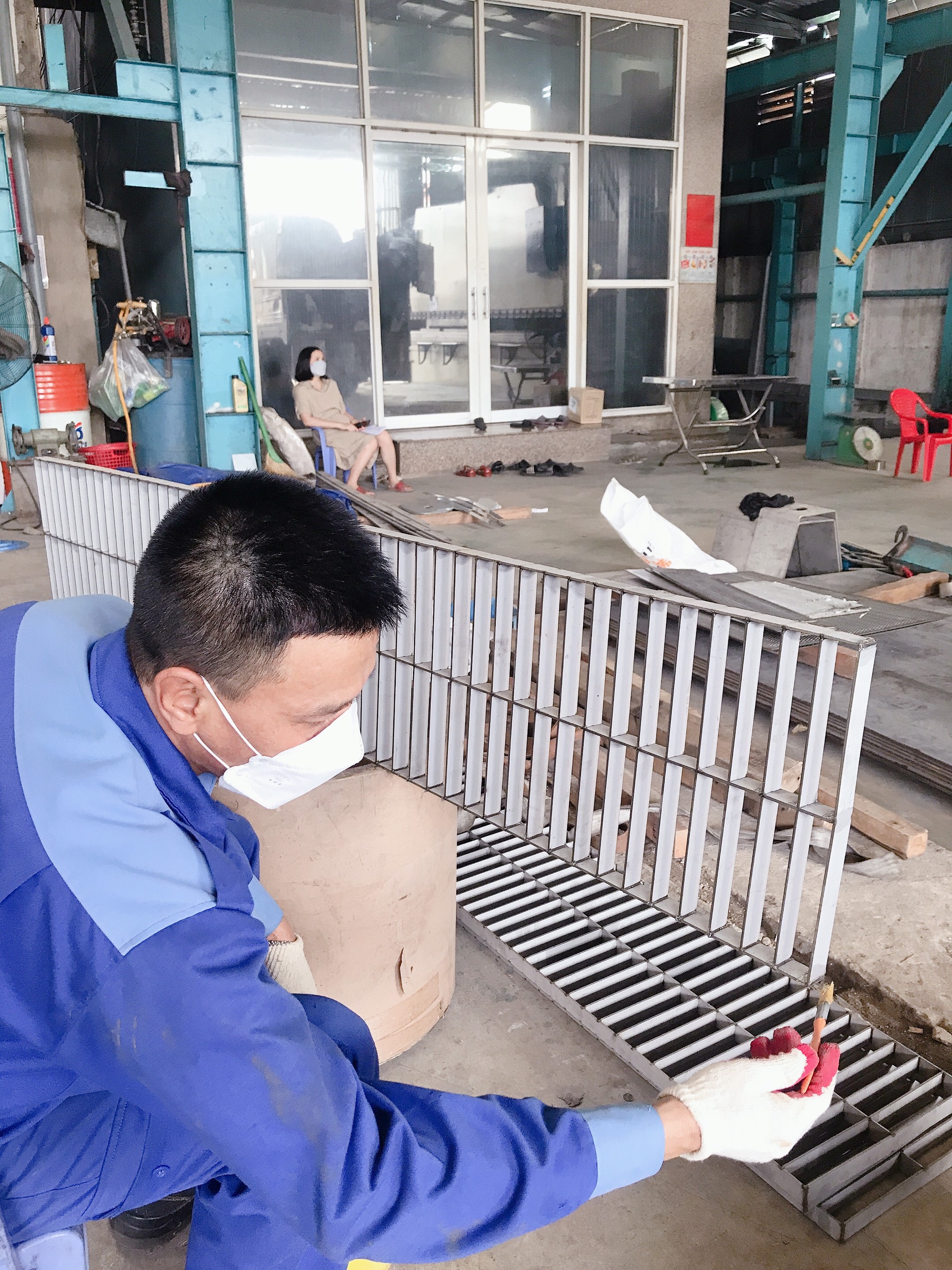 Gia công tấm sàn grating TPHCM 4 Hàn tấm sàn grating