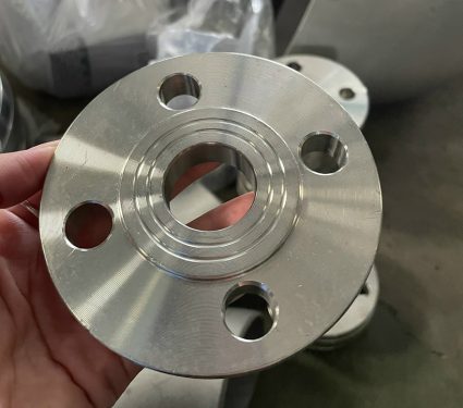 gia công mặt bích inox