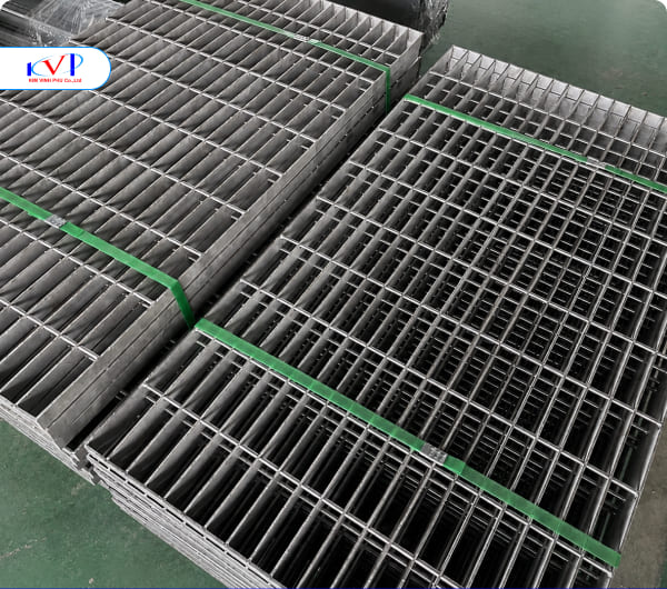 Tấm sàn grating inox